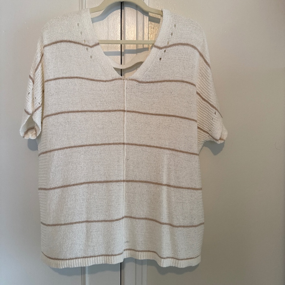 Apt 9 cream knit top